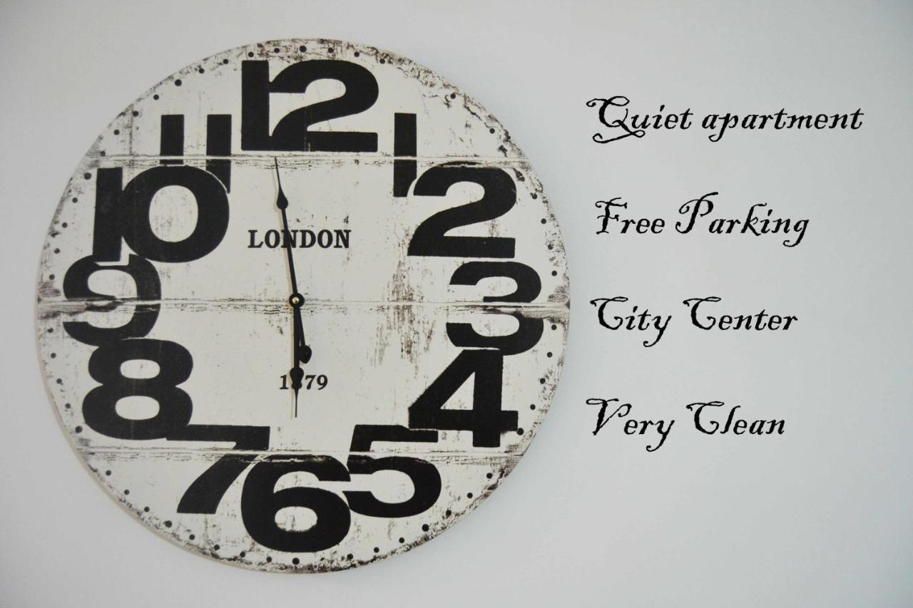 Apt Historic Center Malaga Free Parking ภายนอก รูปภาพ